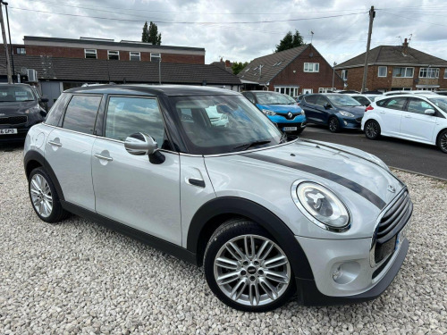 MINI Hatch  1.5 Cooper D Euro 6 (s/s) 5dr