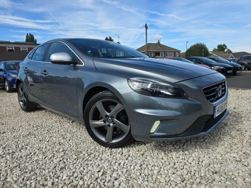 Volvo V40  2.0 D2 R-Design Lux Nav Euro 6 (s/s) 5dr
