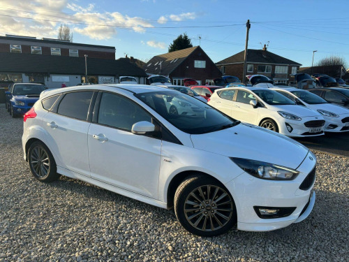 Ford Focus  1.0T EcoBoost ST-Line Euro 6 (s/s) 5dr