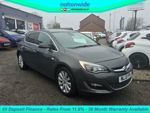 Vauxhall Astra  2.0 CDTi ecoFLEX Elite Hatchback 5dr Diesel Manual