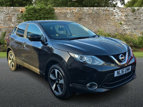 Nissan Qashqai  1.2 DIG-T N-Connecta SUV 5dr Petrol Manual 2WD Eur