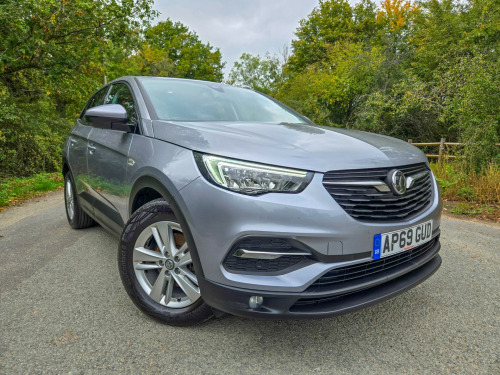 Vauxhall Grandland X 1.5 Turbo D BlueInjection SE SUV 5dr Diesel Manual Euro 6 (s/s) (130 ps)
