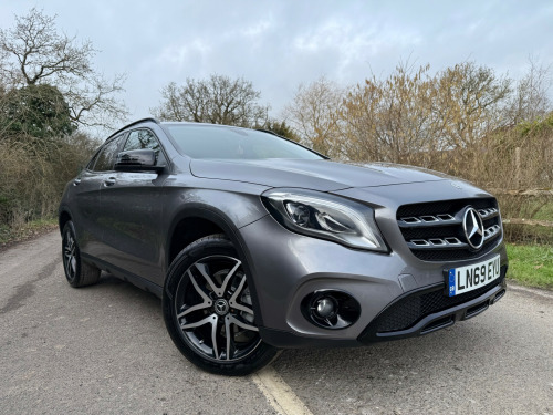 Mercedes-Benz GLA-Class GLA180 GLA 180 URBAN EDITION 5-Door