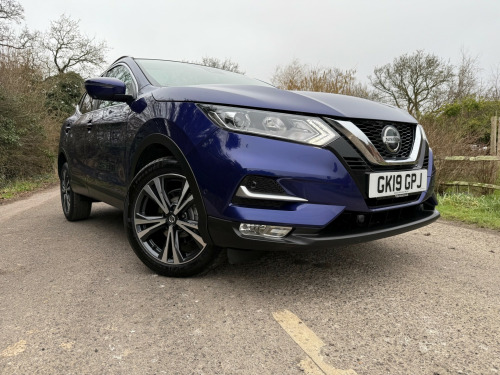 Nissan Qashqai  DIG-T N-CONNECTA 5-Door