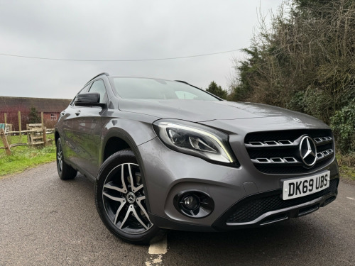 Mercedes-Benz GLA-Class GLA180 GLA 180 URBAN EDITION 5-Door