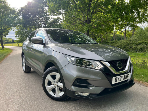 Nissan Qashqai  DIG-T ACENTA PREMIUM 5-Door