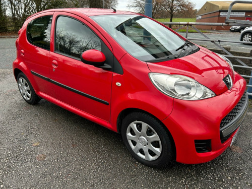 Peugeot 107  1.0 12V Urban 2 Tronic Euro 4 5dr