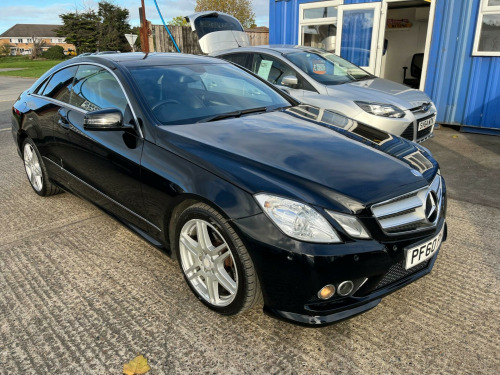 Mercedes-Benz E-Class E220 2.1 E220 CDI BlueEfficiency SE Cabriolet Tiptronic Euro 5 2dr