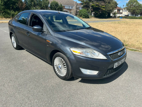 Ford Mondeo 2.0 Zetec 5dr