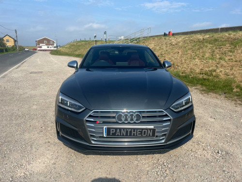 Audi S5  3.0 TFSI V6