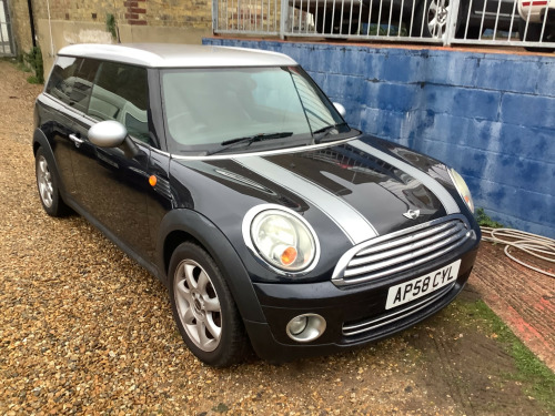 MINI Clubman  1.6 Cooper 5dr