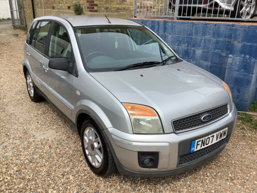 Ford Fusion  1.6 Zetec 5dr Auto [Climate]