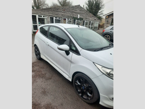 Ford Fiesta  1.6 Metal 3dr