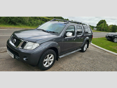 Nissan Navara  2.5 dCi Tekna Auto 4WD Euro 4 4dr