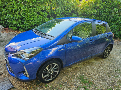Toyota Yaris  1.5 VVT-h Y20 Bi-tone E-CVT Euro 6 (s/s) 5dr