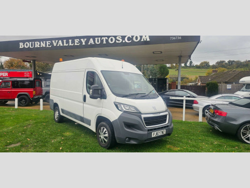 Peugeot Boxer  2.0 BlueHDi 335 Professional L2 H2 Euro 6 5dr