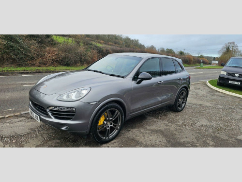 Porsche Cayenne  3.0 TD V6 Tiptronic 4WD Euro 5 (s/s) 5dr 