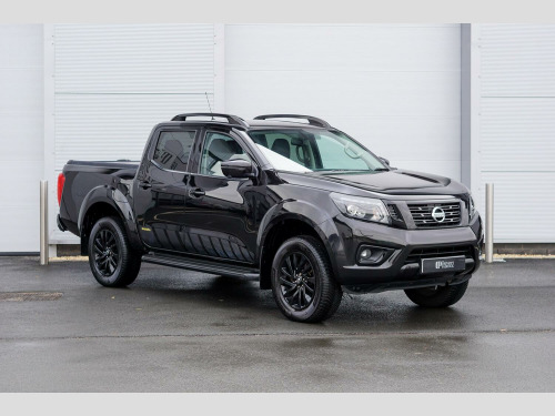 Nissan Navara  2.3 dCi N-Guard- 360 Cameras - Satnav - Sunroof - VAT Qualifying