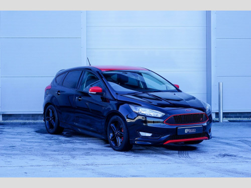 Ford Focus  1.5 T EcoBoost Zetec S Black Edition