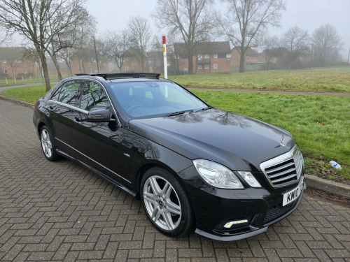 Mercedes-Benz E-Class E220 2.1 E220 CDI BlueEfficiency Sport Saloon 4dr Diese