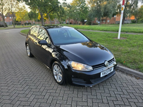 Volkswagen Golf  1.6 TDI BlueMotion Tech SE Hatchback 5dr Diesel DS