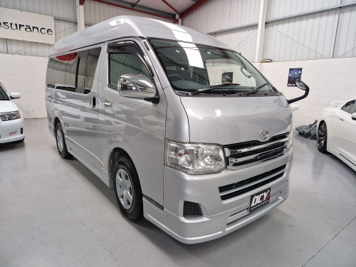 Toyota Hi-Ace  3.0l turbo diesel Mpv /Van /Camper van