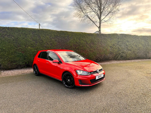 Volkswagen Golf  2.0 TDI BlueMotion Tech GTD