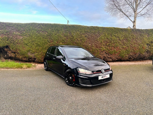 Volkswagen Golf  2.0 TSI BlueMotion Tech GTI