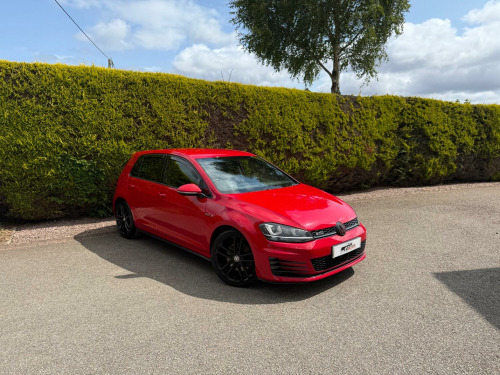 Volkswagen Golf  2.0 TDI BlueMotion Tech GTD