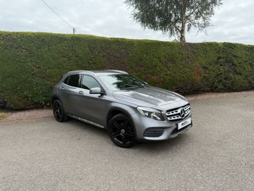 Mercedes-Benz GLA-Class GLA200 1.6 GLA200 AMG Line