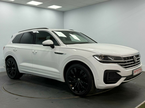 Volkswagen Touareg  3.0 TDI V6 R-Line Tech Plus Tiptronic 4Motion Euro 6 (s/s) 5dr