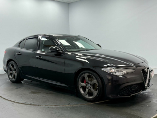 Alfa Romeo Giulia  2.2 TD Speciale Auto Euro 6 (s/s) 4dr