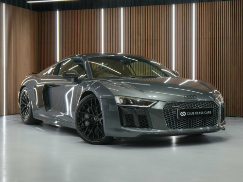 Audi R8  5.2 FSI V10 Plus Coupe 2dr Petrol S Tronic quattro