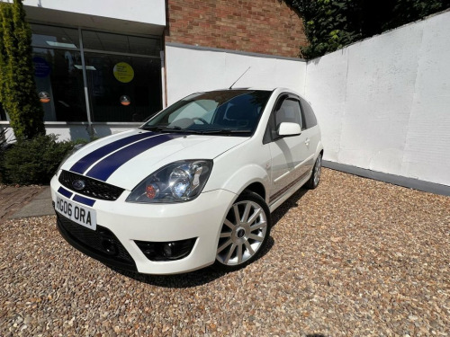 Ford Fiesta  2.0 ST 16V 3d 148 BHP