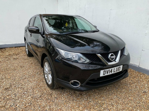 Nissan Qashqai  1.6 dCi Acenta Premium SUV 5dr Diesel Manual 2WD E