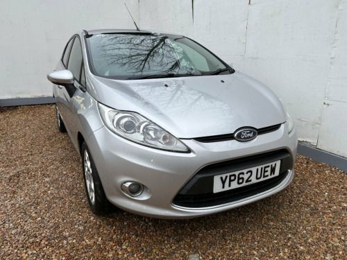 Ford Fiesta  1.25 Zetec Hatchback 5dr Petrol Manual Euro 5 (82 