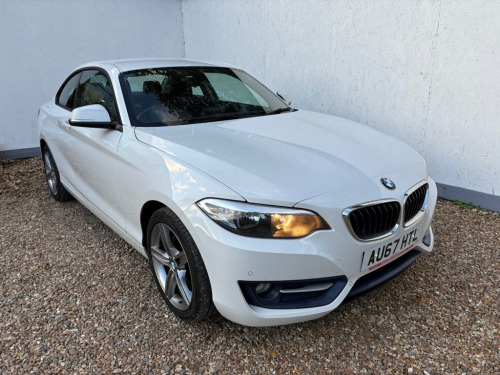 BMW 2 Series  2.0 220d Sport Coupe 2dr Diesel Manual Euro 6 (s/s