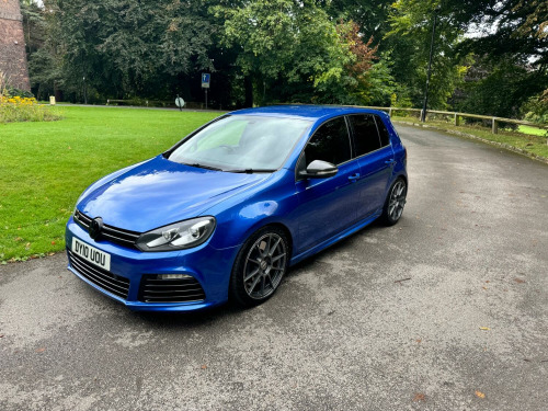 Volkswagen Golf  2.0 TSI R