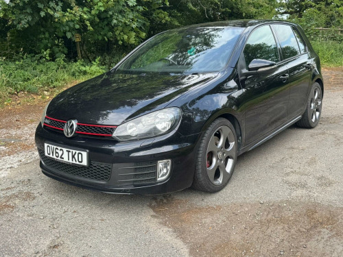 Volkswagen Golf 2.0 TSI GTI