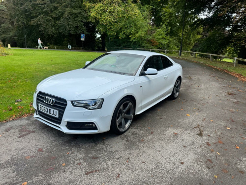 Audi A5  2.0 TDI Black Edition