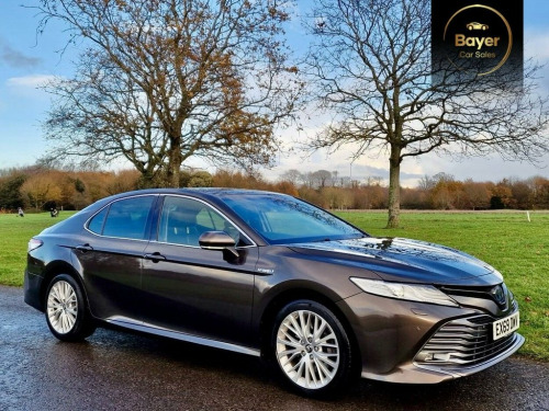 Toyota Camry  2.5 VVT-h Excel Saloon 4dr Petrol Hybrid CVT Euro 
