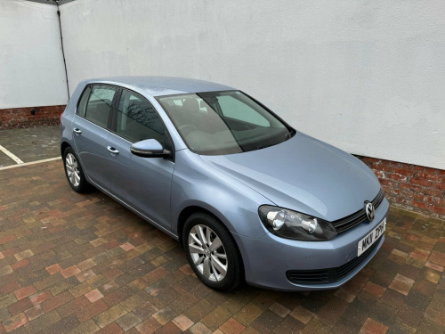 Volkswagen Golf  1.6 TDI BlueMotion Tech Match