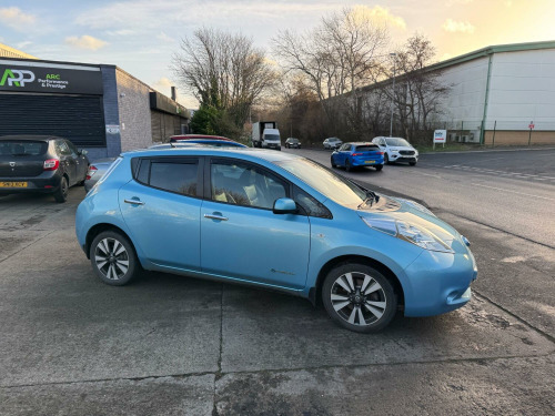 Nissan Leaf  24kWh Tekna