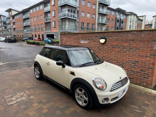 MINI Hatch  1.6 Cooper Hatch