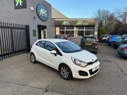Kia Rio  1.3 VR7