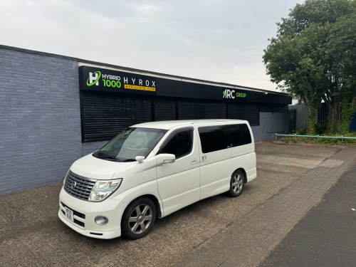 Nissan Elgrand  3.5 V6 Automatic Highway Star