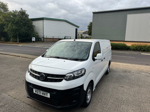 Vauxhall Vivaro  1.5 Turbo D 2900 Edition