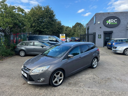 Ford Focus  1.0T EcoBoost Titanium X Euro 5 (s/s) 5dr