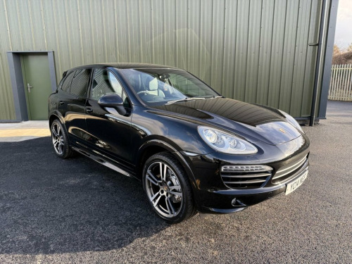 Porsche Cayenne  4.2 TD V8 S SUV 5dr Diesel TiptronicS 4WD Euro 5 (