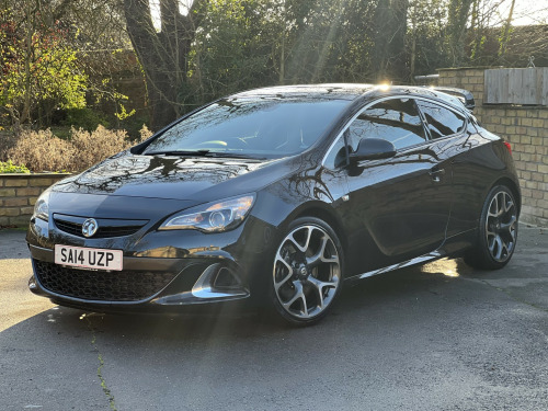 Vauxhall Astra GTC  2.0 T VXR